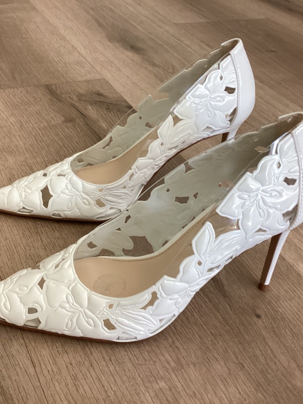 NEW Jessica Simpson PVC White Floral Laser cutouts Dressy Heels 8.5 / 39.5 - Picture 8 of 10